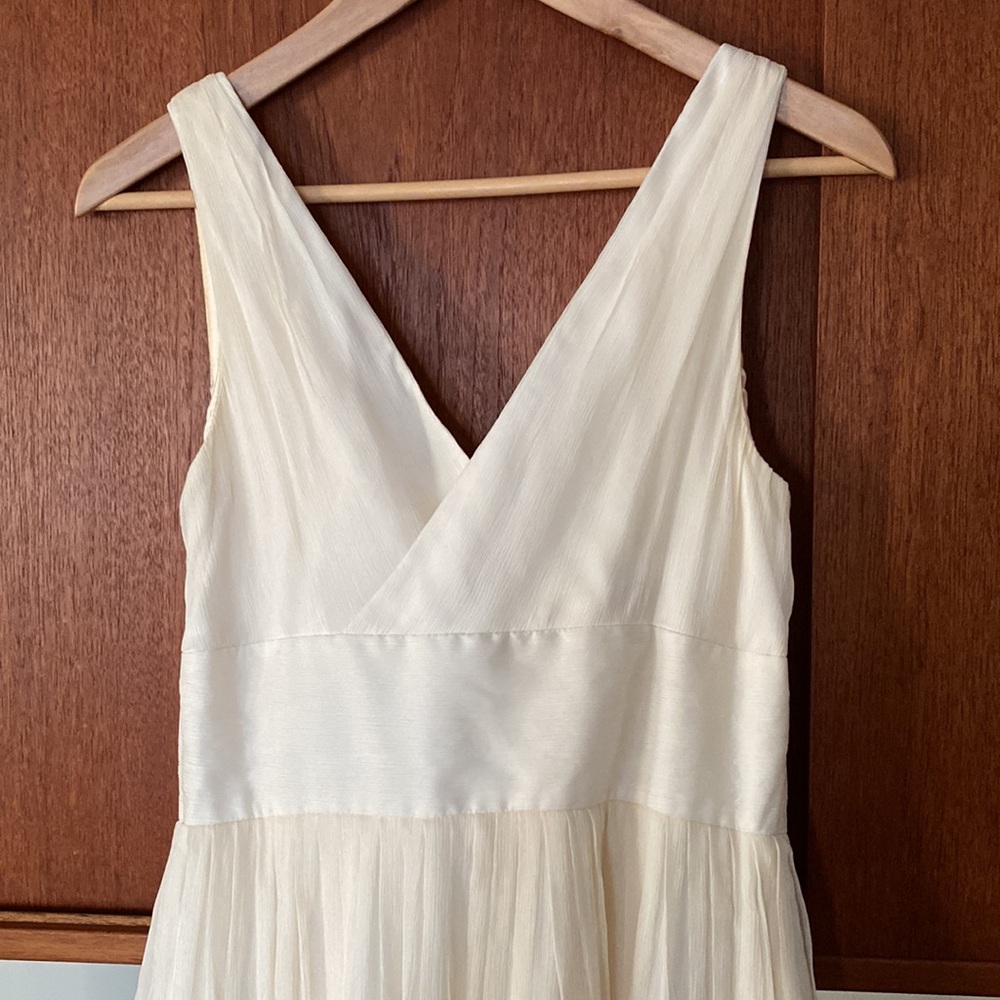 J Crew silk off white wedding dress. Size 6P. - Picture 2 of 12